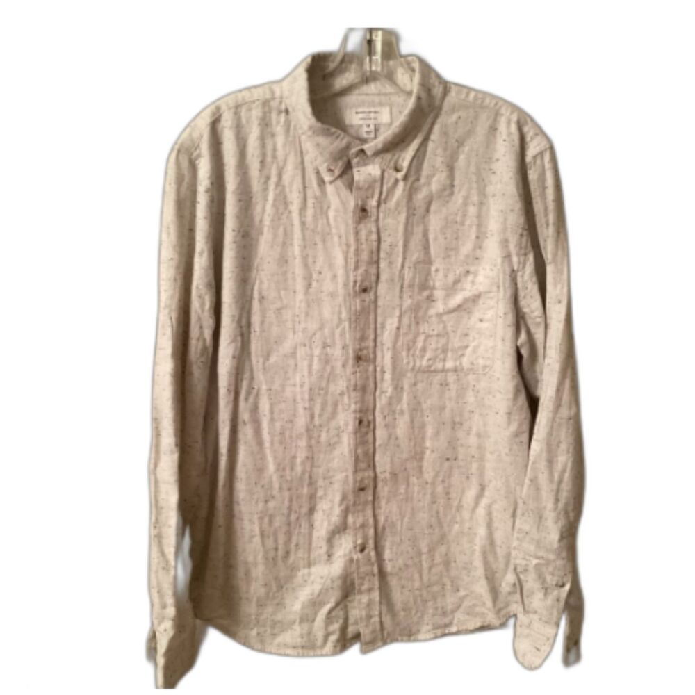 BANANA REPUBLIC SIZE MEDIUM UNTUCKED FIT LONG SLEEVE BUTTON DOWN DRESS SHIRT